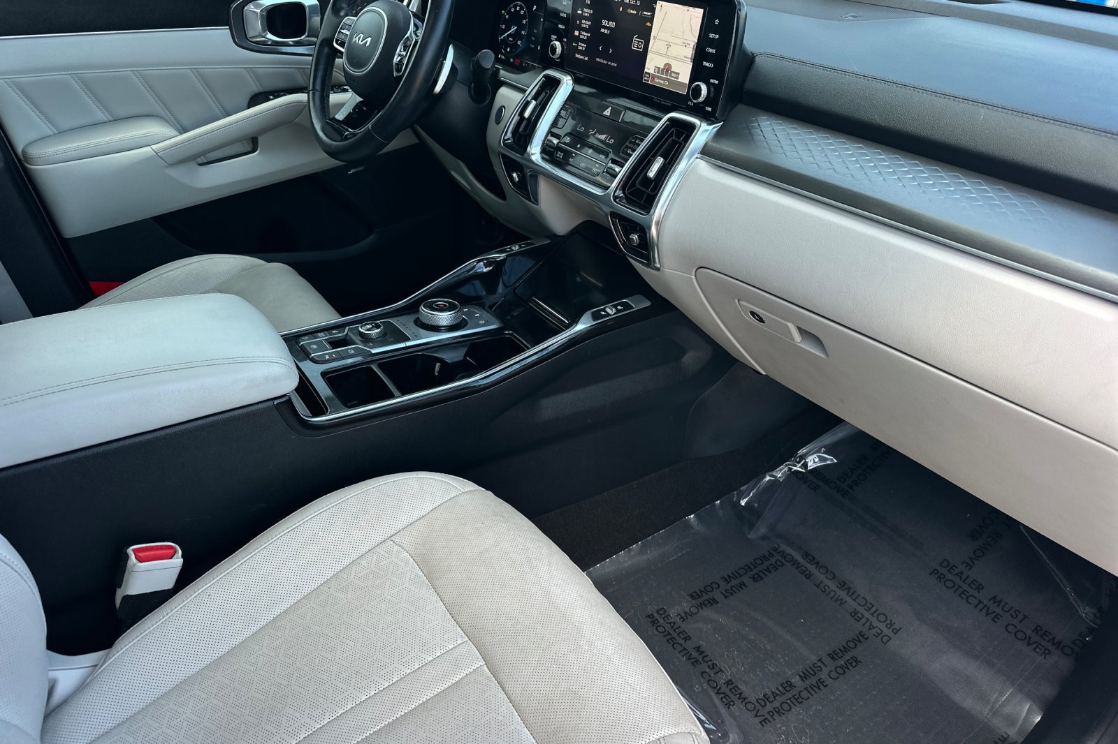 Used 2023 Kia Sorento SX Prestige w/ Panoramic Sunroof Package AWD/4WD image 21