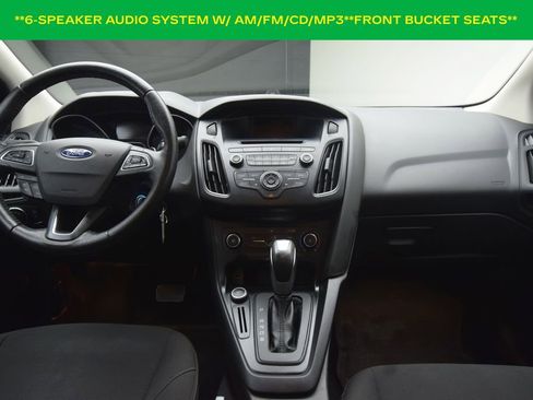 Used 2016 Ford Focus SE w/ SE Sport Package image 3