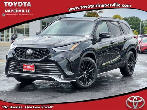 Used 2023 Toyota Highlander XSE FWD image 1