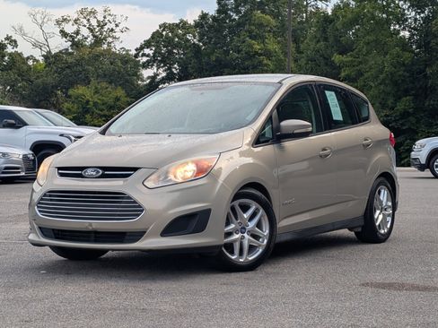 Used 2015 Ford C-MAX SE w/ Equipment Group 201A FWD image 2