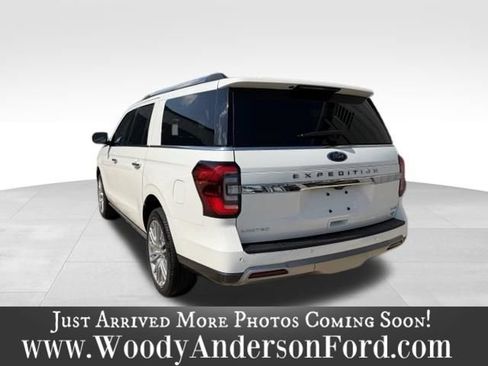 Used 2024 Ford Expedition Max Limited RWD image 4