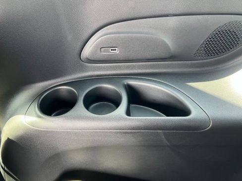 New 2025 Chrysler Pacifica Limited FWD image 27