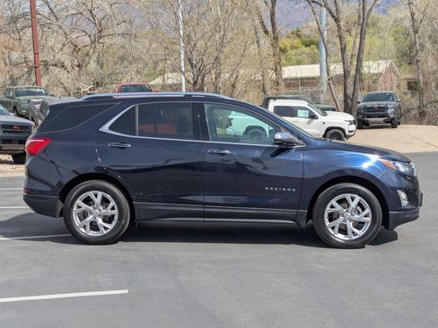 Used 2020 Chevrolet Equinox Premier AWD/4WD image 2