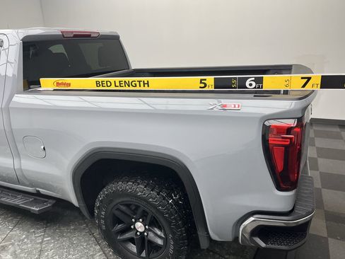 Used 2024 GMC Sierra 1500 SLE w/ X31 Off-Road Package image 29