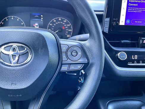 Certified 2025 Toyota Corolla LE FWD image 25
