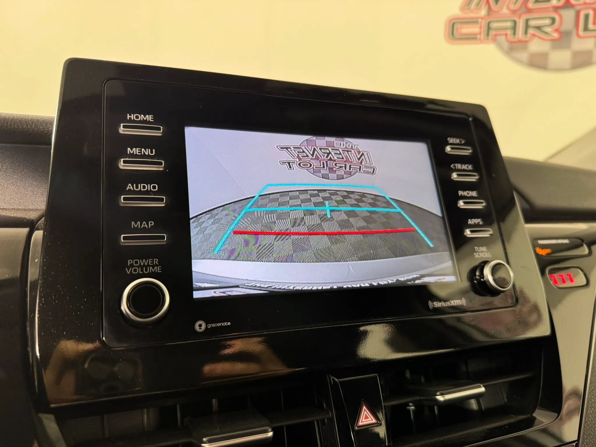 Used 2023 Toyota Camry SE FWD image 17