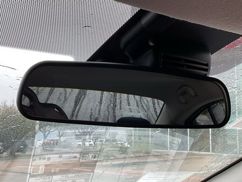 New 2025 Nissan Versa SR w/ Trunk Package image 25