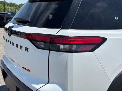 New 2026 Nissan Pathfinder Rock Creek AWD/4WD image 12