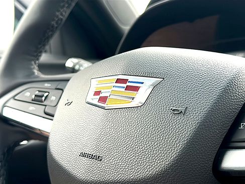 Certified 2026 Cadillac CT4 Luxury AWD/4WD image 31