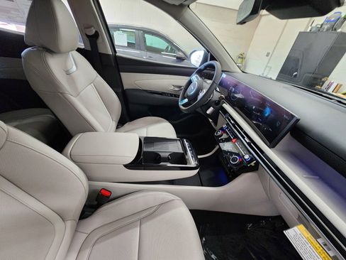 New 2026 Hyundai Tucson Limited image 30