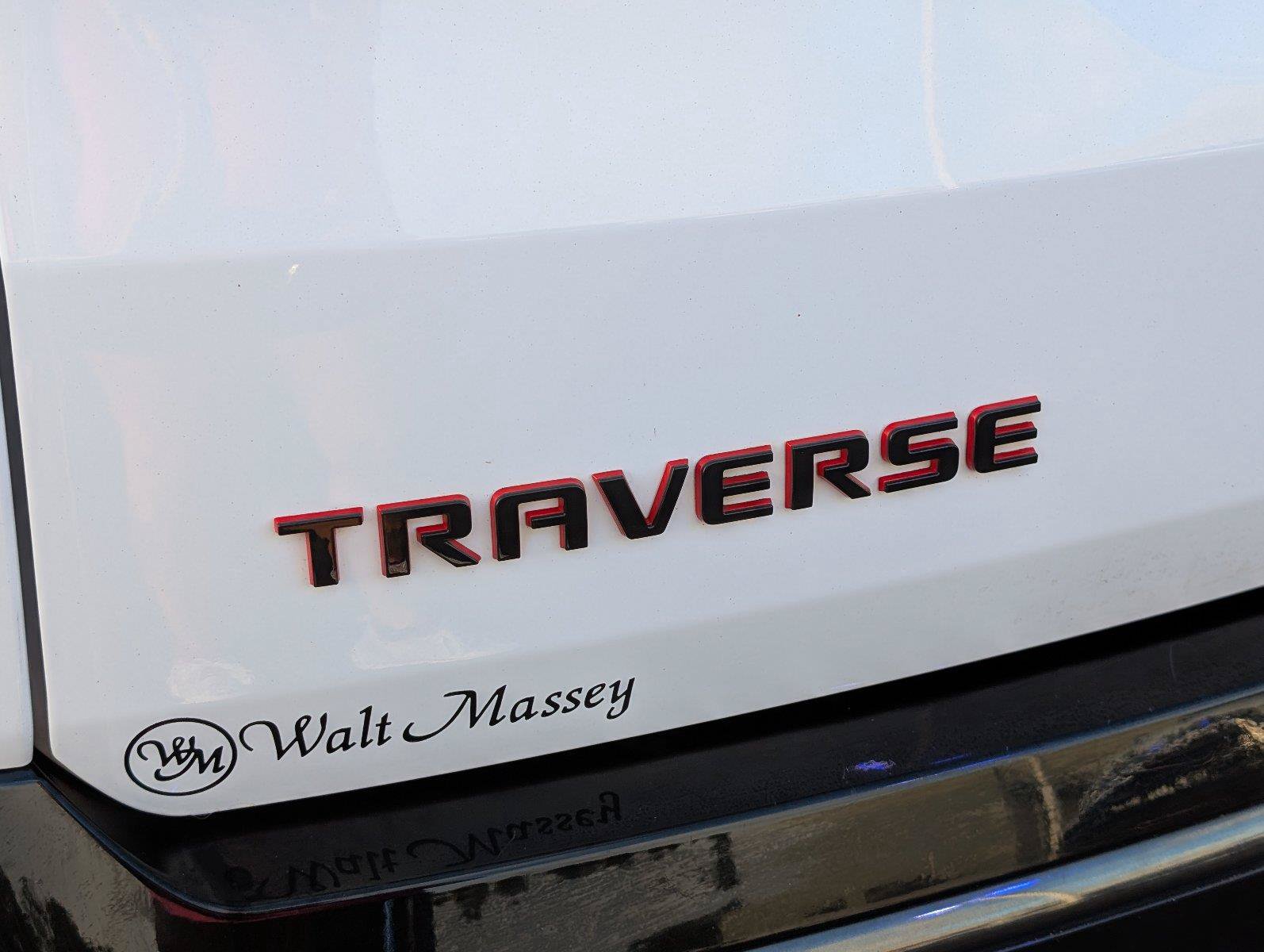 Used 2021 Chevrolet Traverse Premier w/ Redline Edition FWD image 5