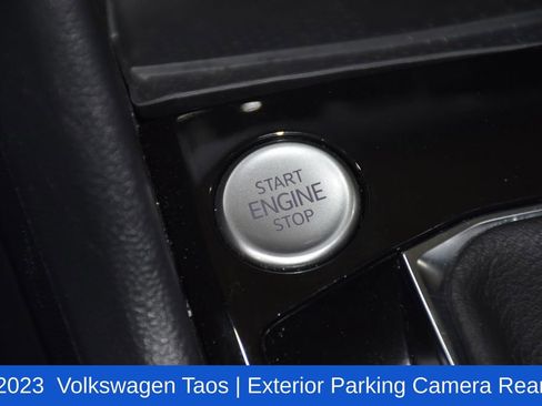 Used 2023 Volkswagen Taos SE image 11