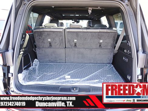 New 2025 Jeep Wagoneer Series II image 47