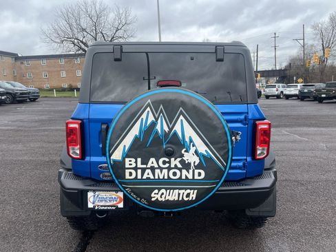 Used 2023 Ford Bronco Black Diamond w/ Sasquatch Package image 6