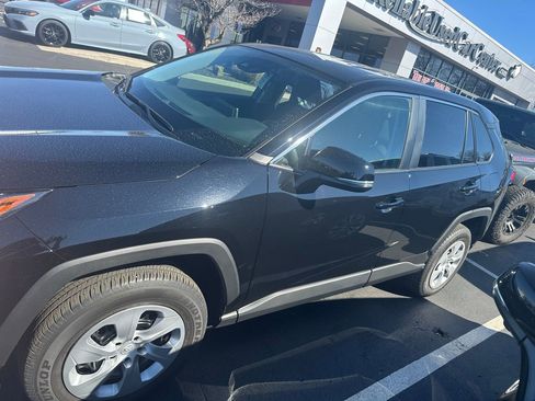 Used 2025 Toyota RAV4 LE image 3