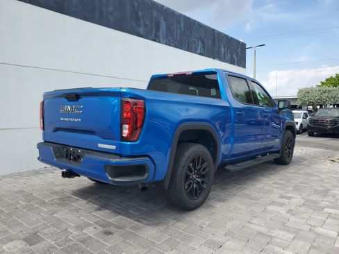 Used 2024 GMC Sierra 1500 Elevation w/ LPO, Elevation Black Package image 6