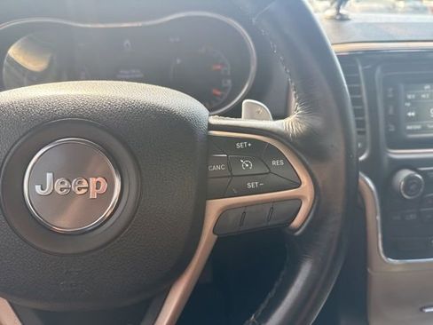 Used 2015 Jeep Grand Cherokee Laredo w/ Quick Order Package 23E image 18