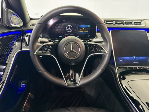 Used 2023 Mercedes-Benz Maybach S 680 4MATIC image 25