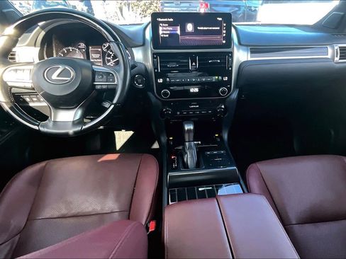 Used 2023 Lexus GX 460 Premium image 17