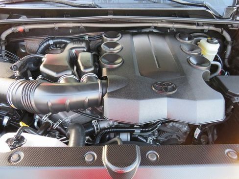 Certified 2023 Toyota 4Runner SR5 Premium image 39