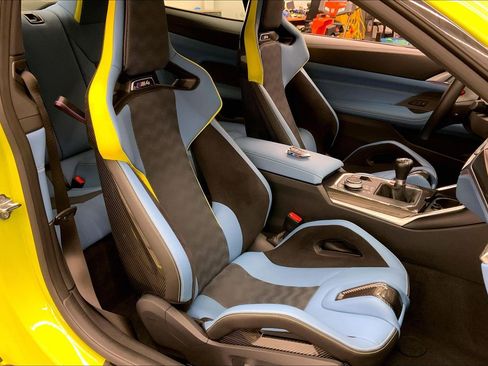 Used 2023 BMW M4 Coupe w/ M Driver's Package image 6