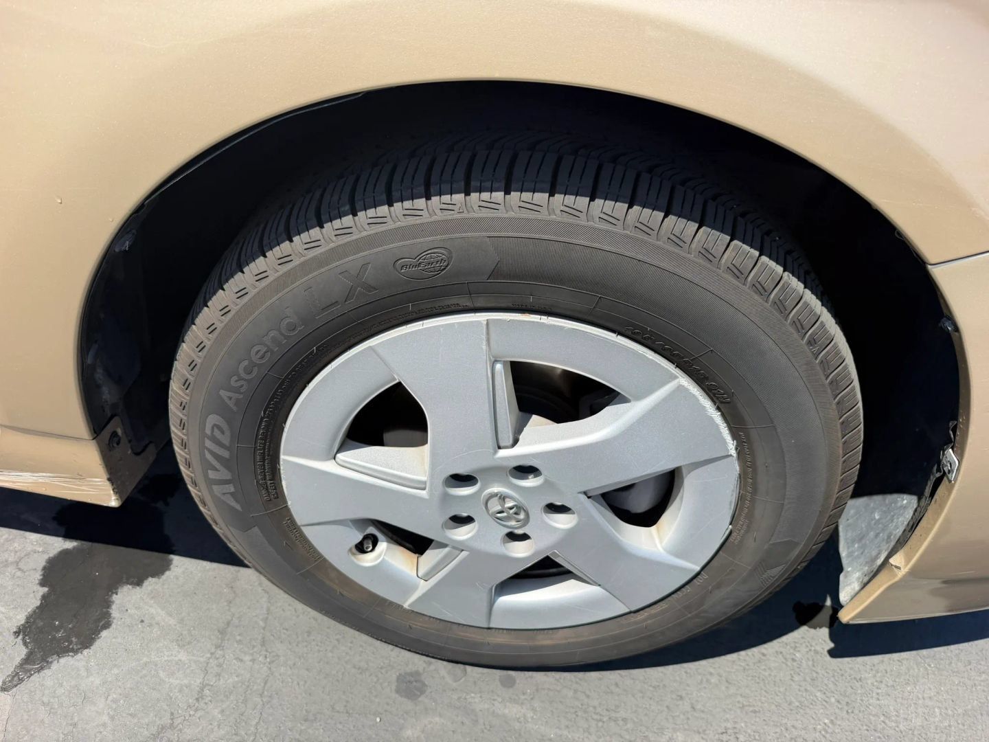 Used 2010 Toyota Prius Five FWD image 30