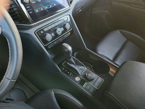 Used 2023 Volkswagen Atlas SEL image 16