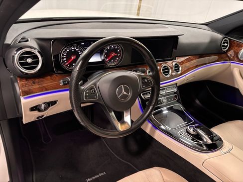 Used 2017 Mercedes-Benz E 300 4MATIC image 10