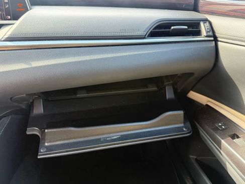 Used 2019 Lexus ES 350 w/ Premium Package FWD image 32