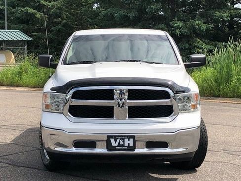 Used 2017 RAM 1500 Classic SLT image 25