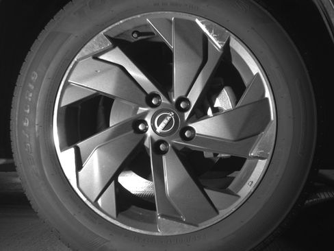 Used 2025 Nissan Rogue SV image 13