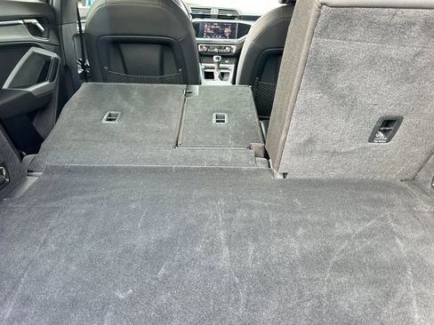 Used 2022 Audi Q3 2.0T Premium Plus image 32