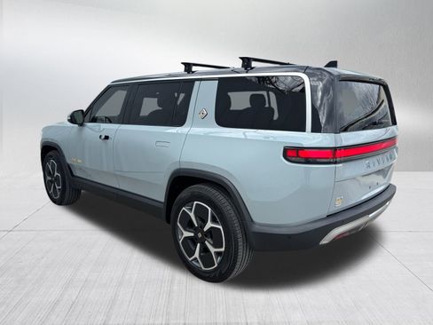 Used 2023 Rivian R1S Adventure image 8
