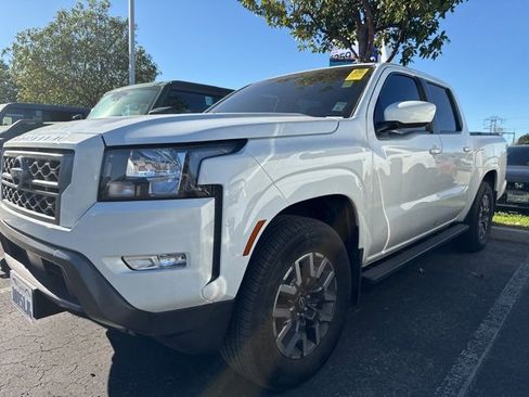 Used 2023 Nissan Frontier SV w/ SV Convenience Package image 1