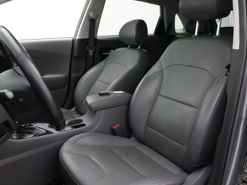 Used 2018 Kia Niro EX w/ EX Premium Package FWD image 17