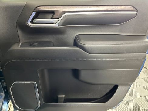 Used 2024 Chevrolet Silverado 1500 LTZ w/ LPO, Dark Essentials Package AWD/4WD image 19