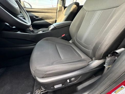 Used 2025 Hyundai Tucson SEL FWD image 11