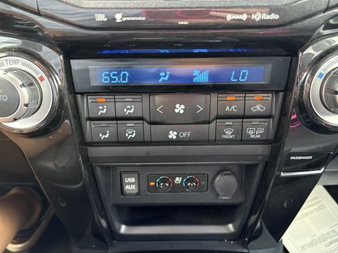 Used 2019 Toyota 4Runner Limited AWD/4WD image 14