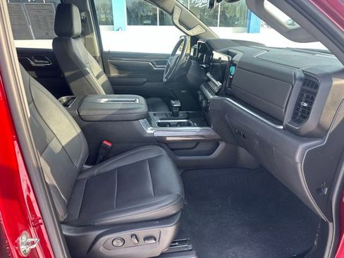 Used 2022 Chevrolet Silverado 1500 LTZ w/ Technology Package image 13