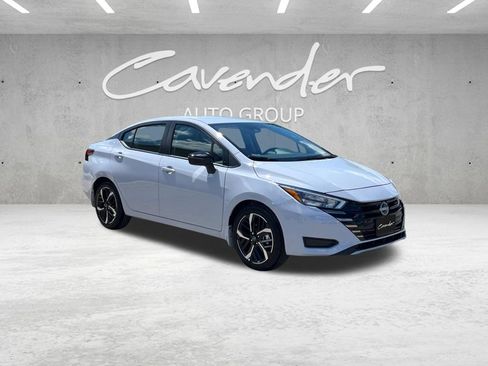 New 2025 Nissan Versa SR FWD image 2