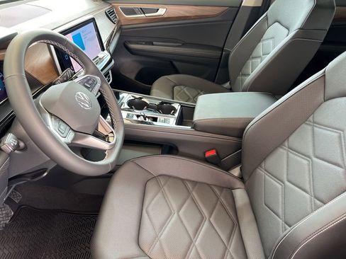 New 2026 Volkswagen Atlas SE image 9