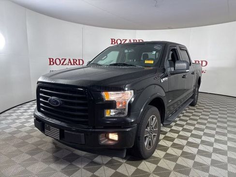 Used 2017 Ford F150 XLT w/ Equipment Group 302A Luxury image 4