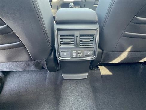 Used 2025 Subaru Forester Touring AWD/4WD image 20