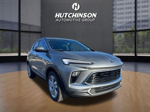 Certified 2024 Buick Encore GX Preferred w/ Comfort Package image 1