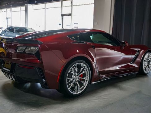 Used 2018 Chevrolet Corvette Z06 RWD image 35