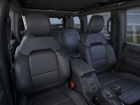 New 2025 Ford Bronco Badlands image 10