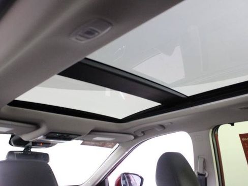 Certified 2023 Nissan Rogue Platinum w/ Platinum Premium Package FWD image 24