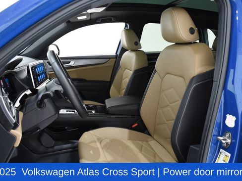 Used 2025 Volkswagen Atlas Cross Sport SE FWD image 23