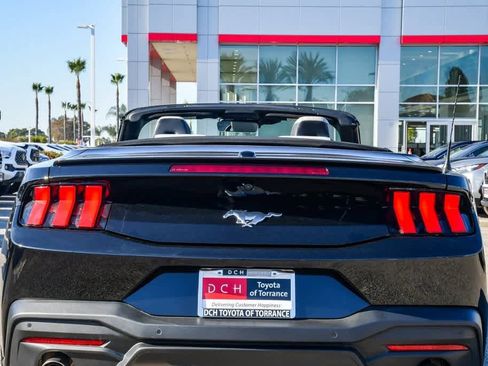 Used 2024 Ford Mustang Premium image 34