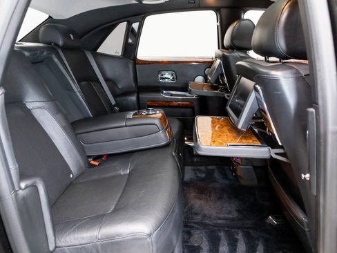 Used 2013 Rolls-Royce Ghost image 55